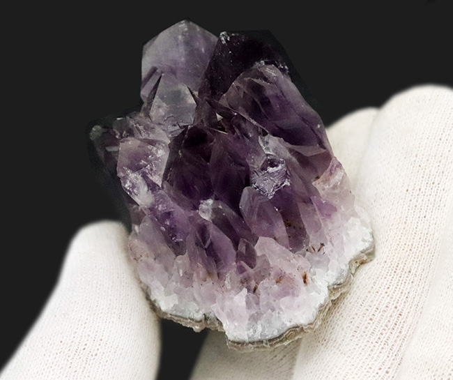 ナチュラルなクラスター！ブラジル産の天然アメシスト（Amethyst）の原石（その4）