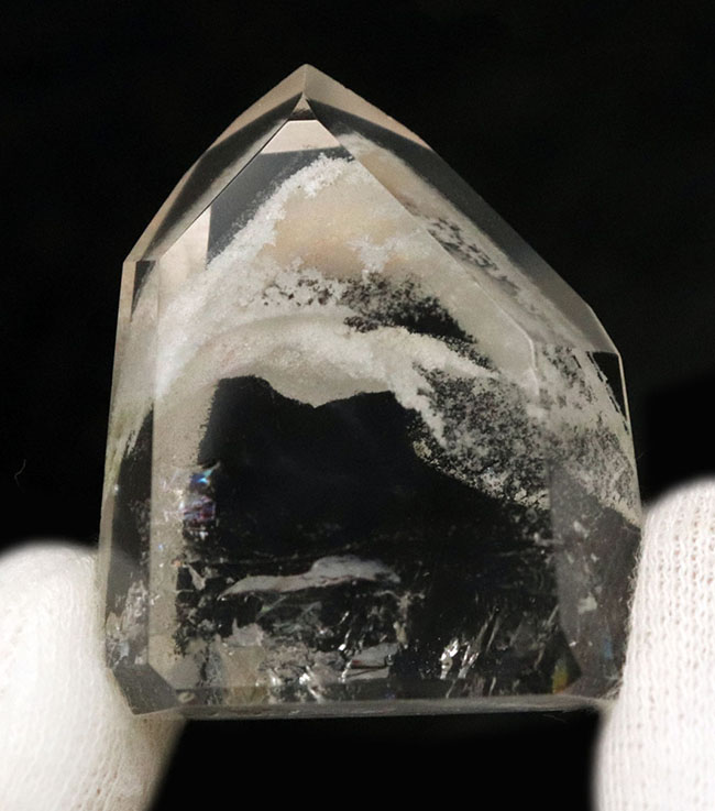 内部に雪山のような結晶が見える、特殊な美しき水晶、ファントムクォーツ（Phantom quartz）（その2）