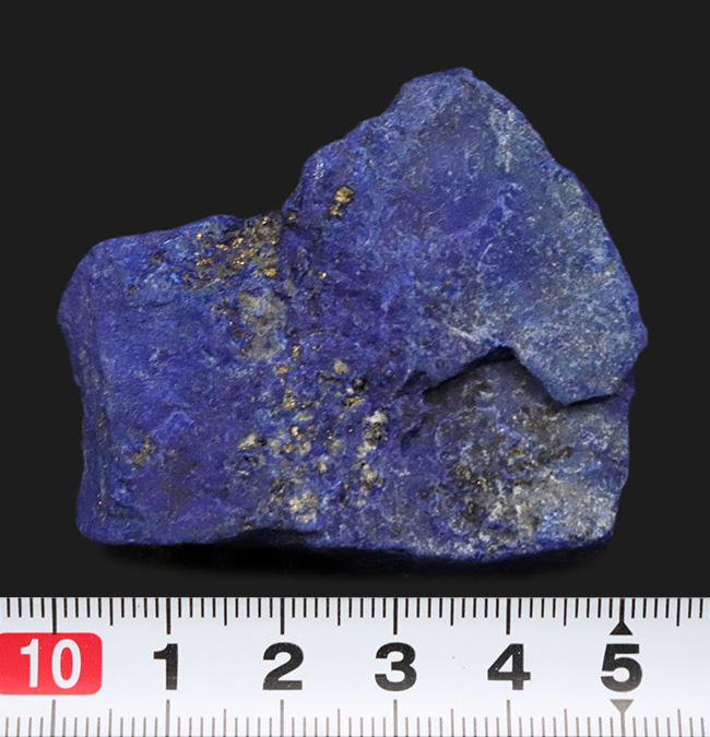 原石ならではの味わい、ラズライトが呈する藍色にご注目、古代ファラオに愛されたラピズラズリ（Lapis lazuli）の原石（その5）