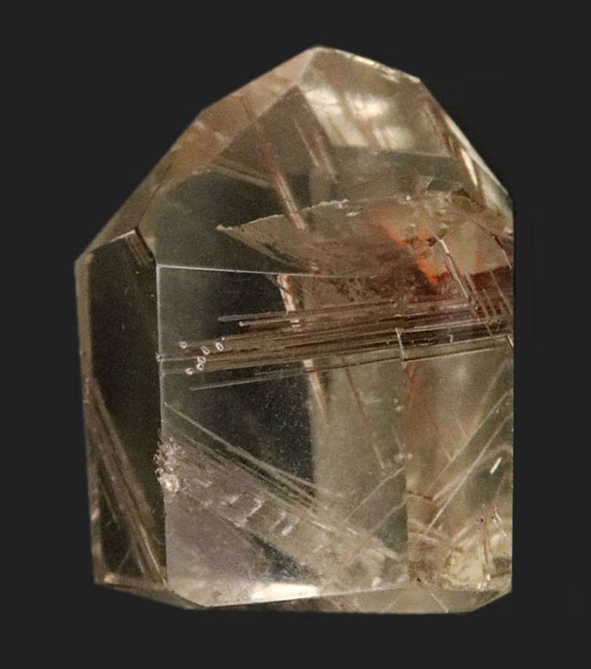 「天使の髪の毛」鉱物コレクターに高い人気を誇る、希少な水晶、ルチルクォーツ（Rutilated Quartz）（その3）