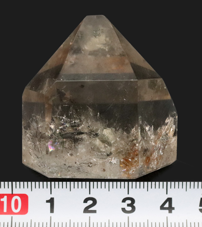 ファントム（幽霊）、レインボー（七色）、パイライト（黄鉄鉱）、様々な特性を同時に持つ、魅力いっぱいの水晶（その10）