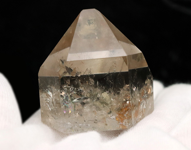 ファントム（幽霊）、レインボー（七色）、パイライト（黄鉄鉱）、様々な特性を同時に持つ、魅力いっぱいの水晶（その4）