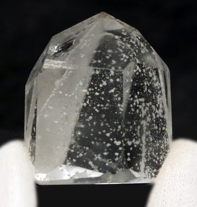 雪を閉じ込めたような不思議な水晶、ファントムクォーツ（Phantom quartz）（その4）