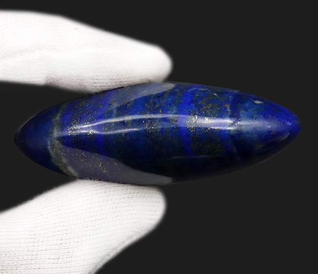 飛行石！？最高品質とされるアフガニスタン産の天然ラピスラズリ（Lapis lazuli）のポリッシュ標本（その5）