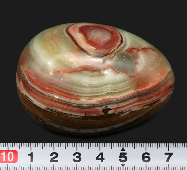 エッグアイ！目玉の親父のような、7センチ級の大きな卵型の縞瑪瑙（メノウ・Agate）（その8）